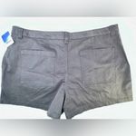 Abound NWT  women’s shorts - size 16 Photo 1
