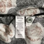 Nicole Miller  Women’s 100% Linen Shirt Black & White Shell Print Button-Up L Photo 3