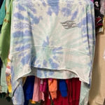Disney  parks cruise line castaway cay cropped blue aqua tie-dye spirit jersey M Photo 0