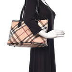 Burberry  NOVACHECK TOTE BAG Photo 0