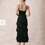 RIHOAS The Black V Photo 2