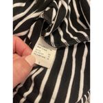 Dreamers  Robe Wrap Women's Short black white stripes short Sleeve size small Photo 3