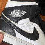Air Jordan 1 Mid Split Black White Colorway Basketball Sneakers Women's 10 Photo 7