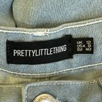 Pretty Little Thing NWT Skinny Jeans Womens 8 Light Wash Knee Ripped Distressed Photo 8