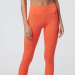 Vuori  Stride Legging Performance High Rise Size Medium In Pomelo Photo 0