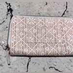 Time And Tru  Women's Double Zip Woven Wristlet Wallet DG4 Beige Photo 2
