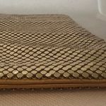 Whiting & Davis VINTAGE: | Classic metallic gold mesh eyeglass case. Photo 4