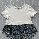 Elizabeth and James White & Blue Floral Ruffle T-Shirt Size Small Photo 1