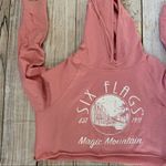 Magic Six Flags  Mountain Pink Crop Sweatshirt Juniors size large Photo 1