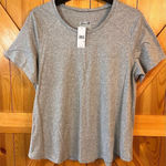 Seven7  Gray T Shirt Short Sleeve Size 1X nwt (3671) Photo 0