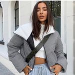 Princess Polly Puffer Photo 0