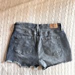 Levi's Signature by Levi Strauss Women’s High Rise Cut Off Denim Shirts Size 31 Photo 1