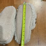 Reindeer Slippers Brown Unisex Brand New Without Tags Never Worn Tan Size 7.5 Photo 5