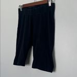 Old Navy  Black Cotton Stretch Biker Shorts Elastic Waist Size Small Photo 1