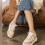 The Parma Platform Sneaker by Oasis Society Size 8 Pink Photo 0