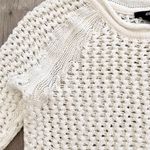 H&M white loose knot pullover sweater size S Photo 3