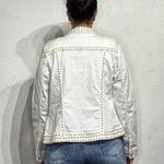 V Cristina White Faux Pearl Lined Vintage Jean Jacket Sz M NWT Size M Photo 10