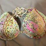 Victoria's Secret Victoria Secret Bikini Top Photo 0