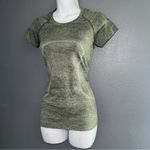 Lululemon Army Green Short Sleeve Dry Fit Workout Gym Fitness T-Shirt Top Small Photo 6