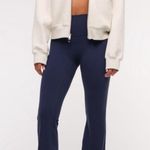 Abercrombie & Fitch Abercrombie YPB studioFLEX Flare Legging Large NWT Photo 0