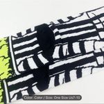 BEETLEJUICE Novelty Socks, New crew socks beetlejuice, Halloween black white grn Green Photo 2