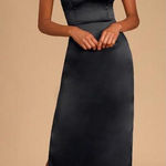 NWT Lulu's Kaisley navy Blue Satin Backless Midi Dress Medium Photo 0