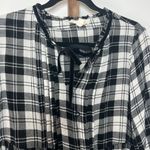 onetheland  Long Sleeve Black White‎ Smocked Plaid Size Large Photo 2