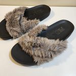 PINK - Victoria's Secret Pink by Victoria's Secret gray ferry slippers sandals fits 7/8 Photo 1