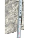 Bandolino Womens Selene Acid Wash Camo White Gray Printed Capri Pants Size 8 Photo 9