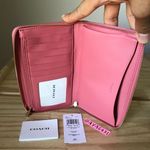 Coach Wallet Photo 4