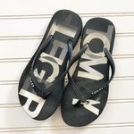 Tommy Hilfiger  flip flops Size 5/6 Photo 0