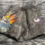 Kathmandu Imports Stylish Gray Graphic Women's Shorts Size L By Kathmandu  Photo 0