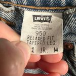 Levi's Vtg  950 Relaxed Fit Tapered Leg Jeans Womens 11 JR Light Wash Stained Photo 5