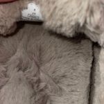 Old Navy Women loafers Slippers size 8 color Beige MSRP $36. Photo 2