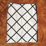 White House | Black Market  diamond knit pencil skirt Photo 2