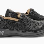 Alegria  Keli PRO Black Emboss Paisley Photo 0