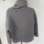 GapFit Womens Quilted Heather Grey black Pullover Sweater Size Small Photo 0