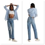 Madewell The Perfect Vintage Straight Jean in Kingsbury Wash Knee-Rip Edition 31 Photo 1