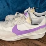 Nike Waffle Debut Women’s Sneakers – Summit White/Light Violet – Size 9 Photo 3