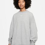 Nike Oversized Sweatshirt Photo 0