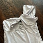 superdown  Jimena One Shoulder Bodysuit White Size Small Revolve NEW Photo 2