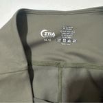 Zyia  Tight Hi-Rise 7/8 Leggings Photo 3