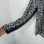 Chico's Black White Abstract Print Mesh Sleeve Long Sleeve Top Plus Size XXL Photo 4