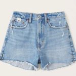 Abercrombie & Fitch Abercrombie Shorts Photo 0