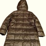 Urban Republic  military green puffer coat. Detachable hood. Size Medium.NWT. Photo 2