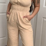 Le lis Le Lis Cream Gold wide leg jumpsuit size medium Boutique Spring summer Photo 0