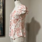 E & M Floral button front top Photo 6