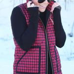 J.Crew Women's 02533 Size M Red Black Quilted Puffer Vest Gingham NWT Photo 6