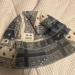 Urban Outfitters NWT Bandana Bucket Hat Photo 0