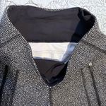 Lululemon   Invigorate 7/8 Tight
Chakra Print Alpine White Black / Black Sz 4🧡 Photo 7